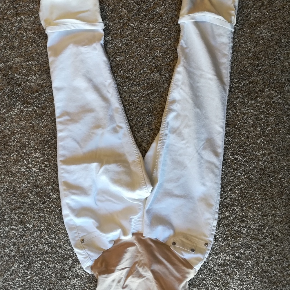 Indigo blue (a pea in the pod) cuffed capris